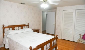 20 Bicentennial Way, North Providence, RI 02911