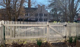 2906 13TH St S 6-1, Arlington, VA 22204
