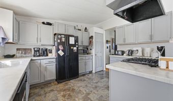 38706 N 140 Pr NW, Benton City, WA 99320