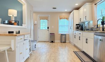 1 W LIBERTY St, Harrington, DE 19952