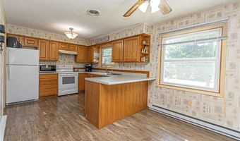 1007 Ruby St NW, Alexandria, MN 56308