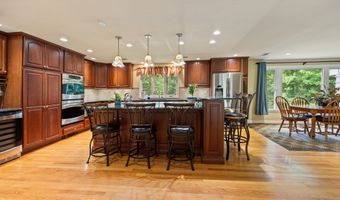 26 Brookmoor Rd, Avon, CT 06001