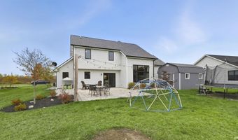 605 Viburnum Creek Run, Avilla, IN 46710