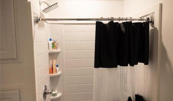 53 School St, East Providence, RI 02914