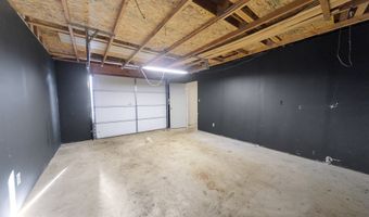 1135 1ST St NE, Bandon, OR 97411