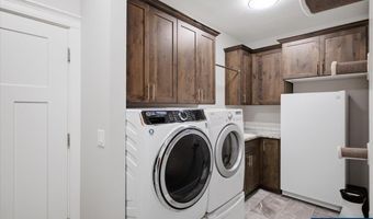 2134 Arroyo Ridge Dr NW, Albany, OR 97321