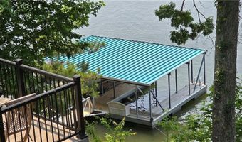 918 Oak Dr, Woodstock, GA 30189