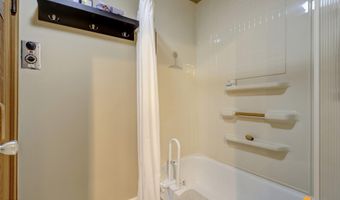 2091 Crataegus Ave, Anchorage, AK 99508