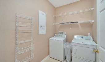 5508 GOLDEN ISLES Dr, Apollo Beach, FL 33572