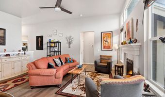 633 Conestoga Dr, Ault, CO 80610