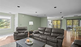 774 Cooper Rd, Glocester, RI 02814