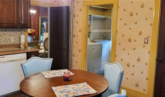 15 Lincoln Ave, Coventry, RI 02816