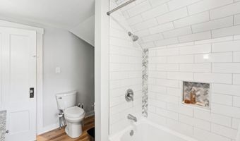 56 Chapel St, Augusta, ME 04330