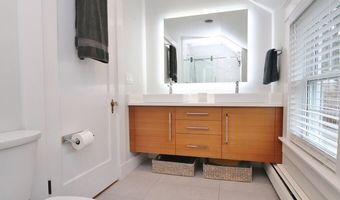 235 Webster Ave, Bangor, ME 04401