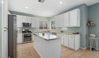 4990 El Mirlo Dr, Oceanside, CA 92057