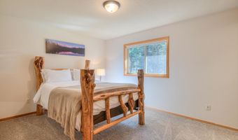 17295 Azusa Rd, Bend, OR 97707