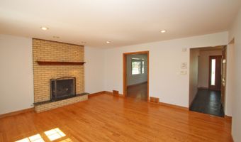 2405 E Miner St, Arlington Heights, IL 60004