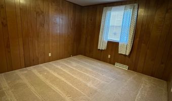 315 S Mulberry St, Batesville, IN 47006