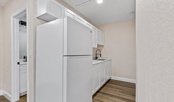 2570 Charleston Park Dr Apt, Alva, FL 33920