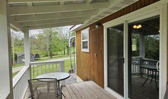 819 E Washington Ave, Ava, MO 65608