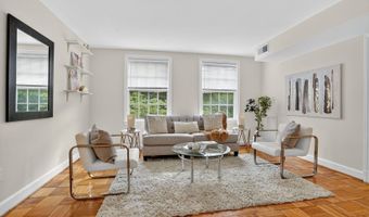 2736 ORDWAY St NW 3, Washington, DC 20008