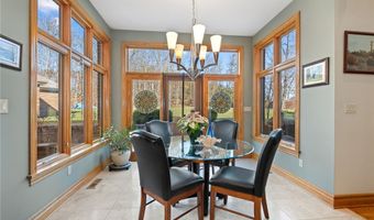 1653 Chapel Ridge Ln, Adams Twp., PA 16046