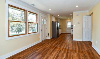 5523 HALWIS St, Alexandria, VA 22303