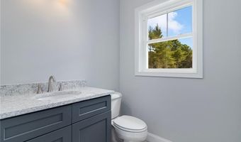 28 Cassidy Trl, Coventry, RI 02816