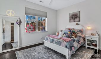 46 Stone House Rd, Arden, NC 28704
