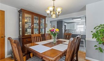 75 Crescent Ave, Cranston, RI 02910