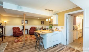424 Lower Grassy Branch Rd, Asheville, NC 28805