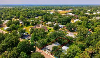 241 Washington St, Bay St. Louis, MS 39520