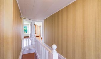 17 Main St, Albion, ME 04910