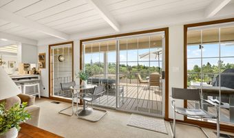 500 Pompadour Dr, Ashland, OR 97520