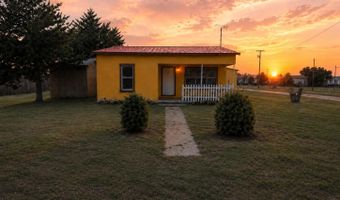 115 Duggan Ave, Anton, TX 79313