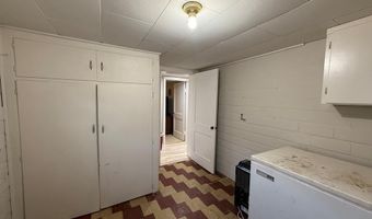 1420 8th St, Aurora, NE 68818
