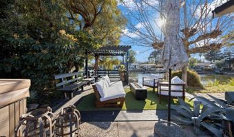 120 E Lake Dr, Antioch, CA 94509