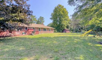 13 Birk St, Acra, NY 12405