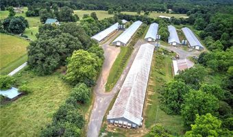 141 Holcomb Spur NW, Adairsville, GA 30103