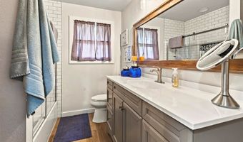 811 NW 7th St, Andrews, TX 79714