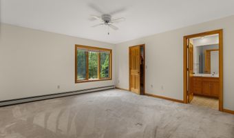 168 Deer Ridge Dr, Barrington, NH 03825