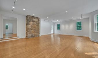 12 Laurel Ln, Darien, CT 06820
