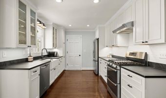 8436 BURNING TREE Rd, Bethesda, MD 20817