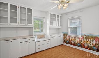 157 Ole Oak Rd, Allenhurst, GA 31301
