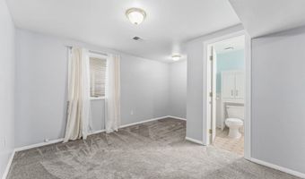 5225 SUNSET Dr, Cheyenne, WY 82009