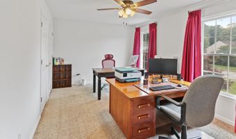 7 PIN OAK Dr, Dover, DE 19904