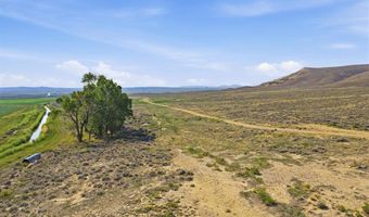 38 Road 1AFW, Clark, WY 82435