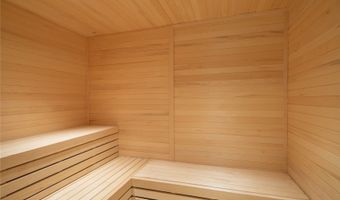 1001 Queen St 3108, Honolulu, HI 96814