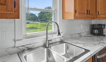 321 Dearborn St, Baldwin City, KS 66006