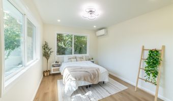837 Oneawa St, Kailua, HI 96734